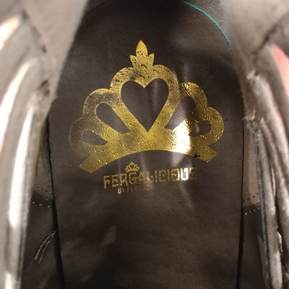 Fergalious booties - Picture 3 of 3